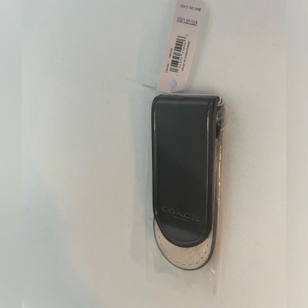 NWT Coach Men’s Money Clip